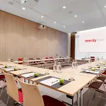 Intercityhotel Amsterdam Schiphol Airport 4*