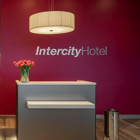 Отель Intercityhotel Amsterdam Schiphol Airport 4*