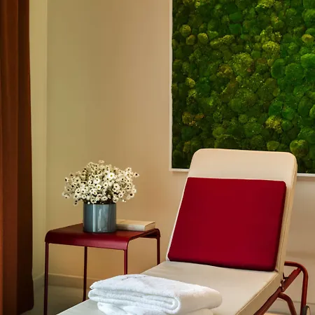 Intercityhotel Amsterdam Schiphol Airport Hotel