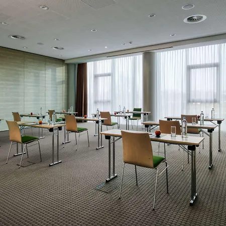 Intercityhotel Amsterdam Schiphol Airport Отель 4*