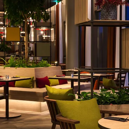 Intercityhotel Amsterdam Schiphol Airport Отель