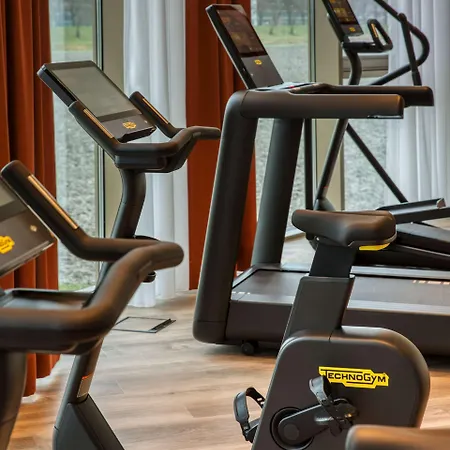 Отель Intercityhotel Amsterdam Schiphol Airport Хоофддорп
