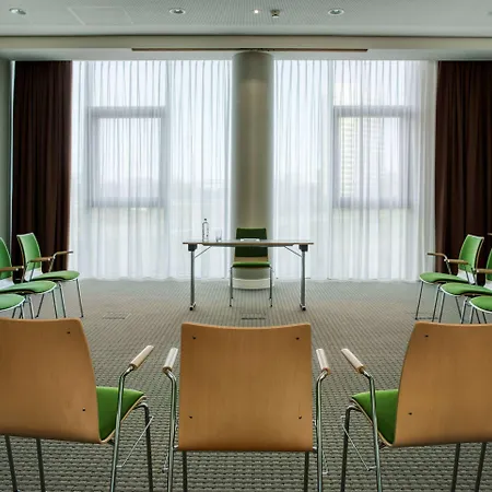 Intercityhotel Amsterdam Schiphol Airport Хоофддорп