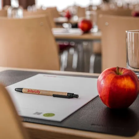 Intercityhotel Amsterdam Schiphol Airport Hotel 4*