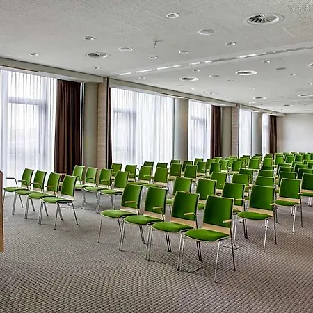 מלון Intercityhotel Amsterdam Schiphol Airport 4*