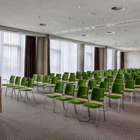 Hotel Intercityhotel Amsterdam Airport 4*