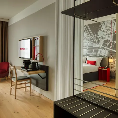 Intercityhotel Amsterdam Airport Hotel 4*