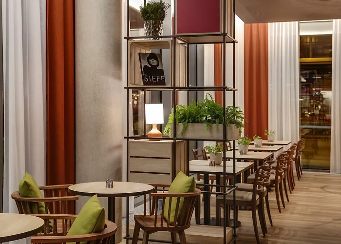 호텔 Intercityhotel Amsterdam Schiphol Airport