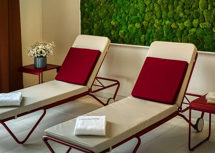 호텔 Intercityhotel Amsterdam Schiphol Airport 호프트도프