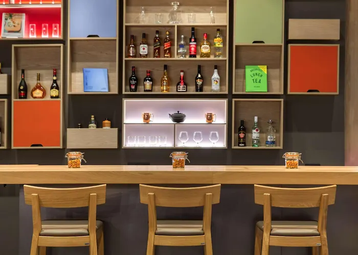 Intercityhotel Amsterdam Schiphol Airport 호텔 호프트도프