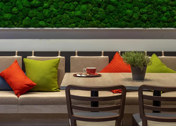 Intercityhotel Amsterdam Schiphol Airport 호텔 호프트도프