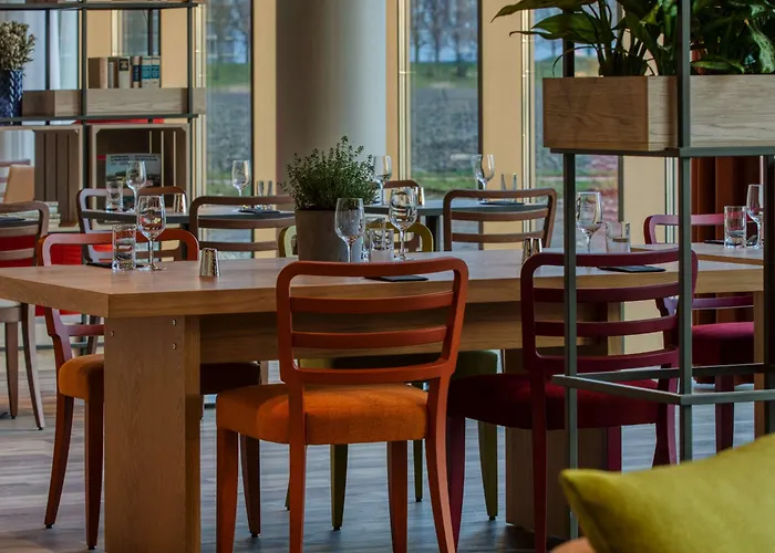 Intercityhotel Amsterdam Schiphol Airport 4* 호프트도프