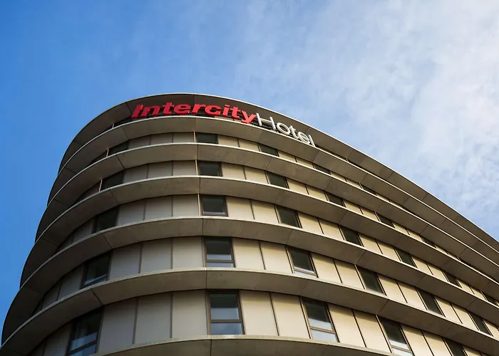 호텔 Intercityhotel Amsterdam Schiphol Airport 4*