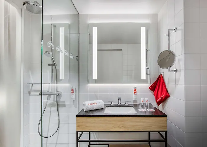 호텔 Intercityhotel Amsterdam Schiphol Airport