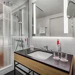 Intercityhotel Amsterdam Schiphol Airport Hotel 4*