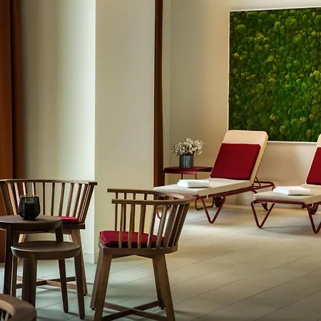 Intercityhotel Amsterdam Schiphol Airport 호텔 호프트도프