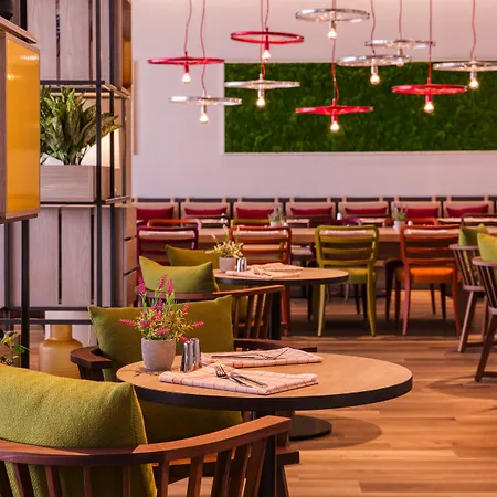 호텔 Intercityhotel Amsterdam Schiphol Airport